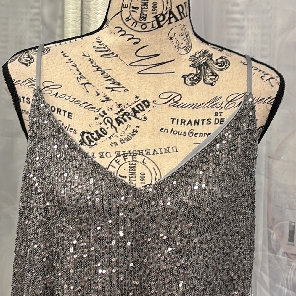 NWT Calvin Klein Silver Sequined Tank Top - Picture 3 of 8